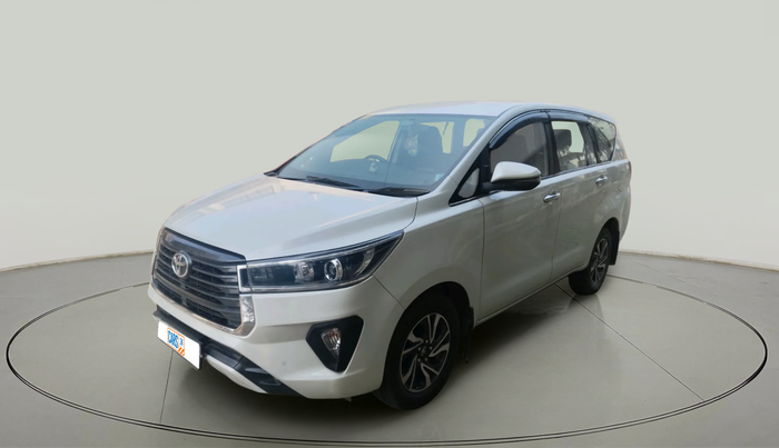 2022 Toyota Innova Crysta 2.4 VX 7 STR, Diesel, Manual, 1,01,917 km, exterior