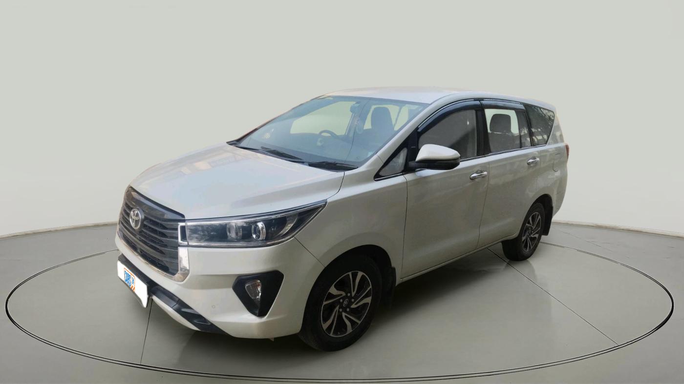 2022 Toyota Innova Crysta 2.4 VX 7 STR, Diesel, Manual, 1,01,917 km, exterior