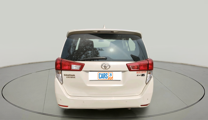 2022 Toyota Innova Crysta 2.4 VX 7 STR, Diesel, Manual, 1,01,917 km, exterior