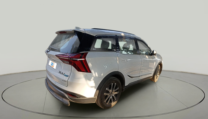 2023 Mahindra XUV700 AX 7 P MT 7 STR, Petrol, Manual, 18,860 km, exterior