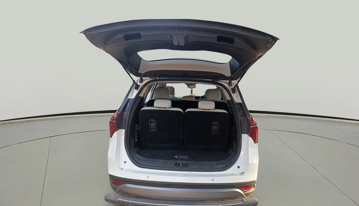 2023 Mahindra XUV700 AX 7 P MT 7 STR, Petrol, Manual, 18,860 km, exterior