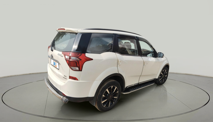 2020 Mahindra XUV500 W11 AT, Diesel, Automatic, 1,19,896 km, exterior