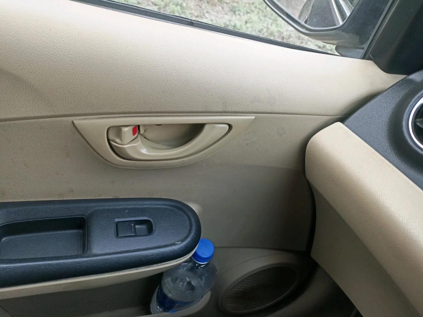 2014 Honda Amaze 1.2L I-VTEC S, Petrol, Manual, 84,577 km, interior