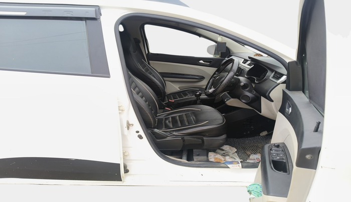 2021 Renault TRIBER RXZ, Petrol, Manual, 1,03,402 km, interior