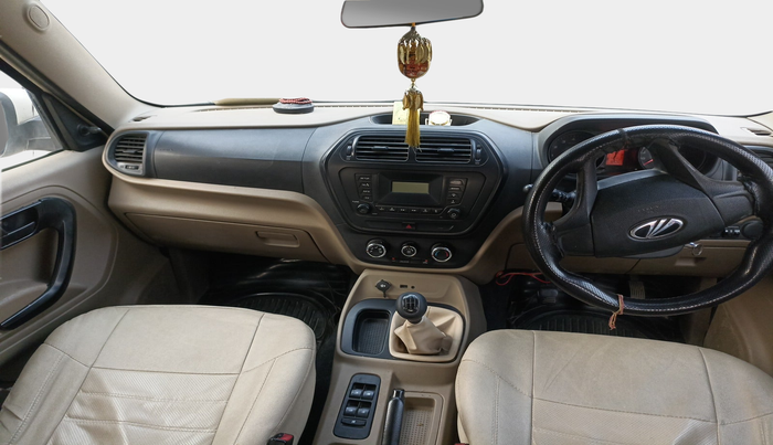 2019 Mahindra TUV300 T6 PLUS, Diesel, Manual, 1,84,601 km, interior