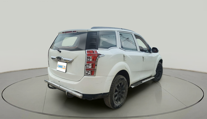 2016 Mahindra XUV500 W4, Diesel, Manual, 1,15,233 km, exterior