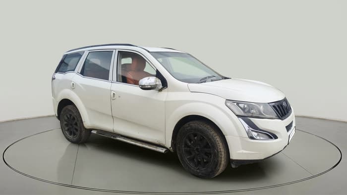 2016 Mahindra XUV500 W4, Diesel, Manual, 1,15,233 km, exterior