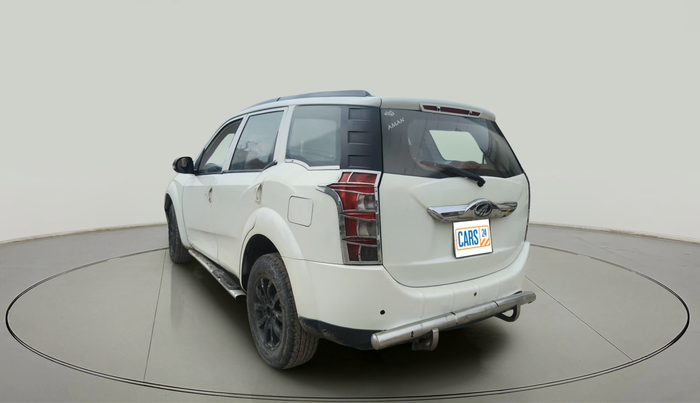 2016 Mahindra XUV500 W4, Diesel, Manual, 1,15,233 km, exterior