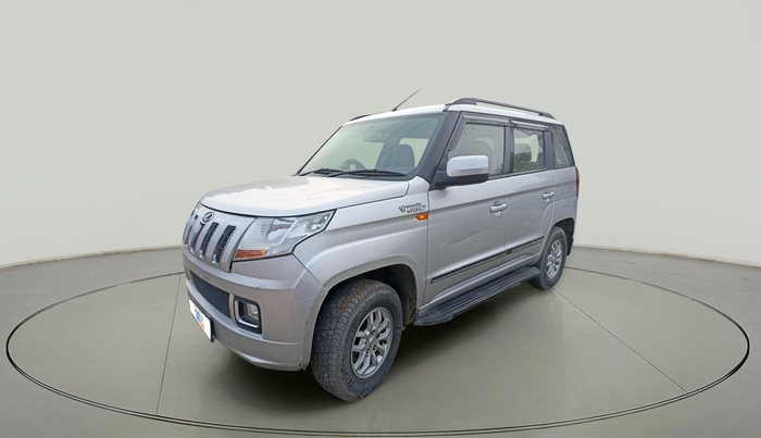 2016 Mahindra TUV300 T8, Diesel, Manual, 1,40,205 km, exterior