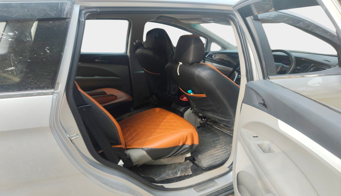 2023 Mahindra MARAZZO M 6 + 7 STR, Diesel, Manual, 11,956 km, interior