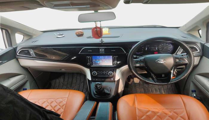 2023 Mahindra MARAZZO M 6 + 7 STR, Diesel, Manual, 11,956 km, interior