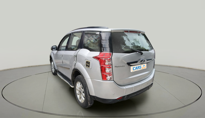 2016 Mahindra XUV500 W10, Diesel, Manual, 1,75,632 km, exterior