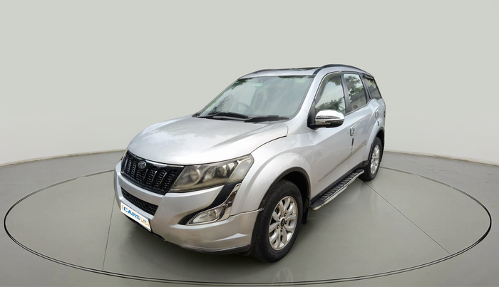 2016 Mahindra XUV500 W10, Diesel, Manual, 1,75,632 km, exterior