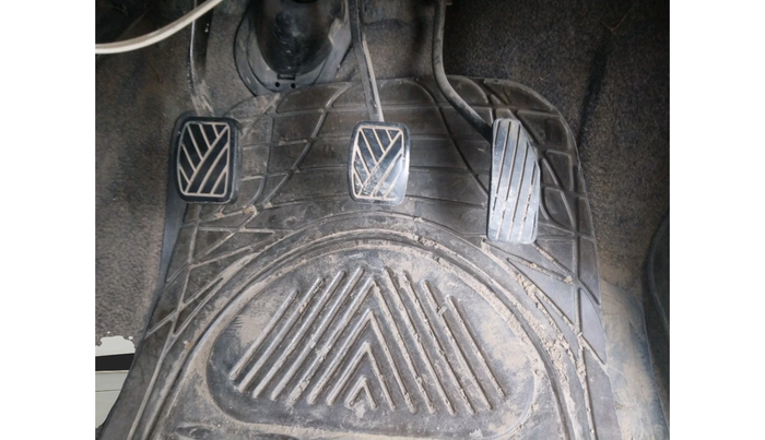 2011 Maruti Wagon R 1.0 LXI, Petrol, Manual, 75,948 km, interior