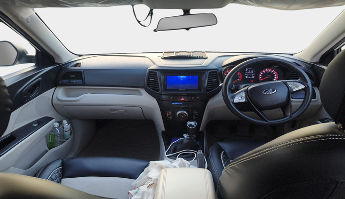 2019 Mahindra XUV300 W4 1.2 PETROL, Petrol, Manual, 19,879 km, interior