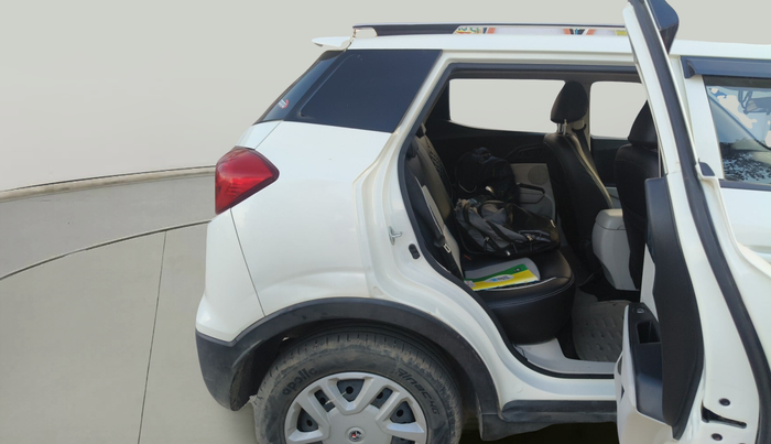 2019 Mahindra XUV300 W4 1.2 PETROL, Petrol, Manual, 19,879 km, interior