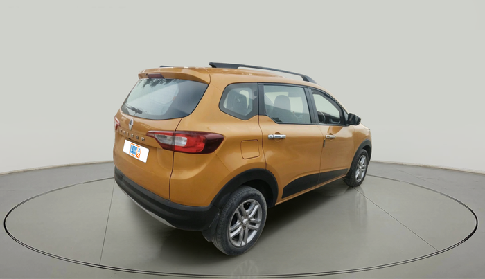 2022 Renault TRIBER RXZ, Petrol, Manual, 92,011 km, exterior