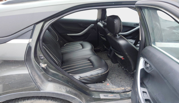 2022 Tata NEXON XM PETROL, Petrol, Manual, 35,882 km, interior