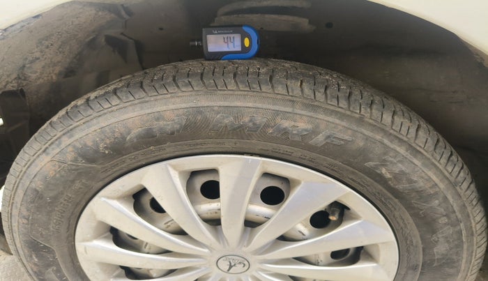 2015 Maruti Swift Dzire LDI, Diesel, Manual, 1,12,697 km, tyre