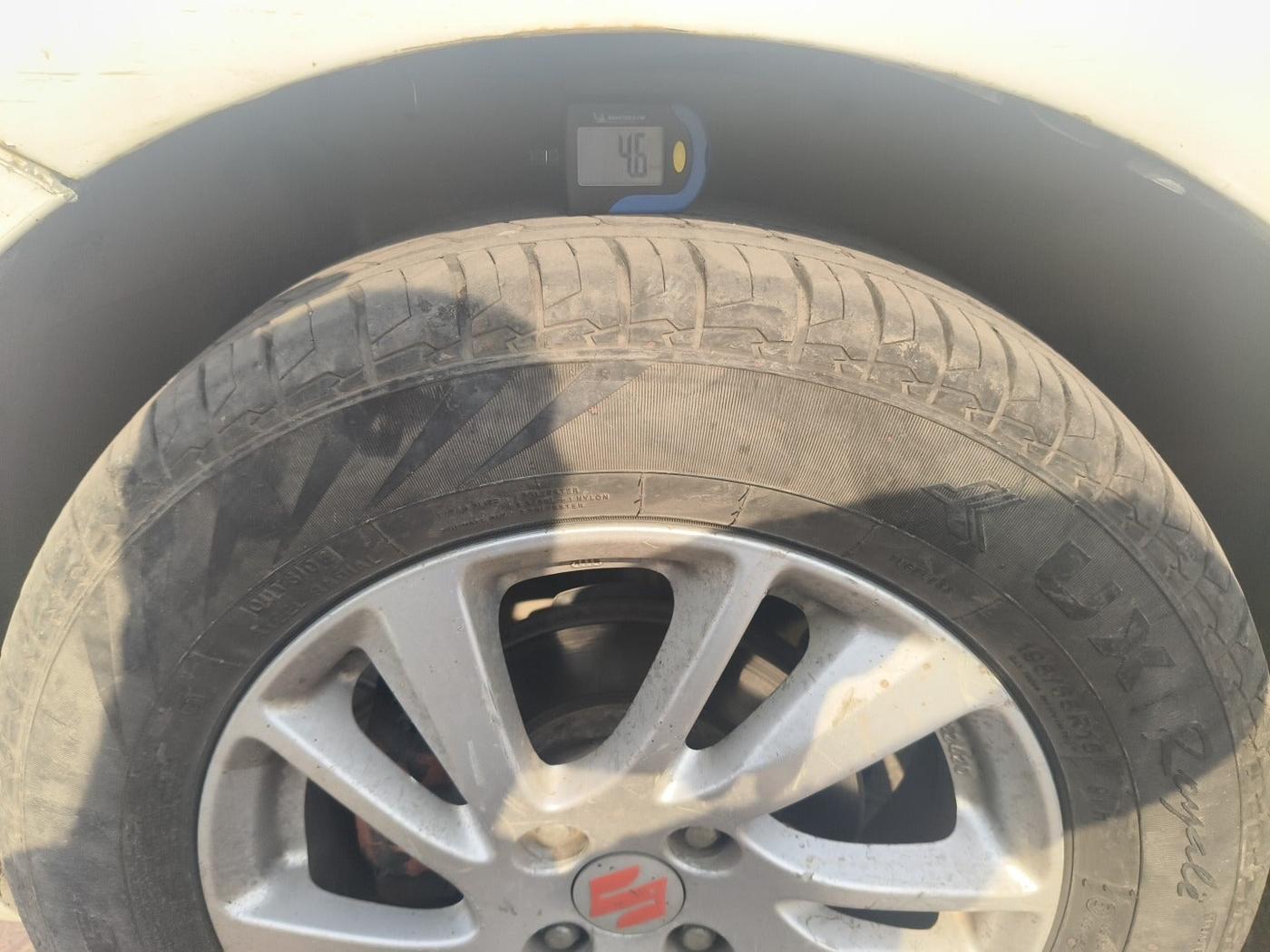2013 Maruti Swift Dzire VDI, Diesel, Manual, 1,46,374 km, tyre