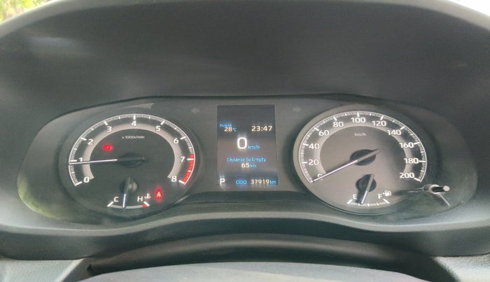 2023 Toyota INNOVA HYCROSS GX (O) 7 STR, Petrol, Automatic, 37,919 km, interior