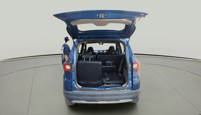 2020 Renault TRIBER RXZ, Petrol, Manual, 1,01,768 km, exterior