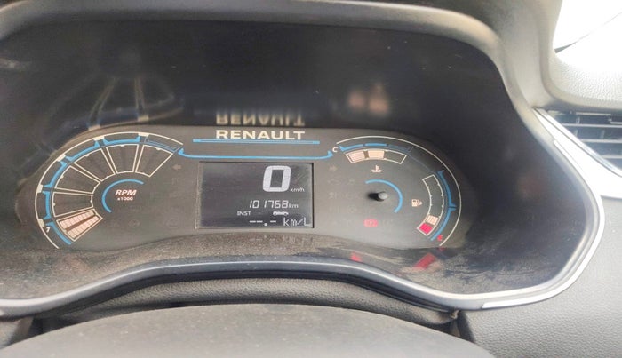 2020 Renault TRIBER RXZ, Petrol, Manual, 1,01,768 km, interior