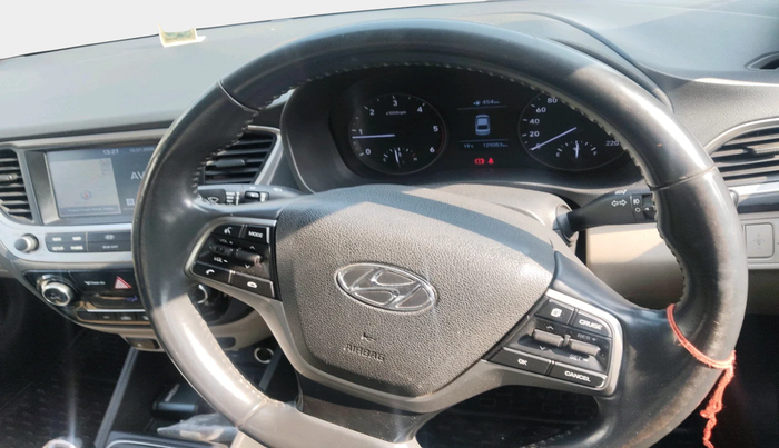 2018 Hyundai Verna 1.6 SX (O) CRDI MT, Diesel, Manual, 1,29,053 km, interior