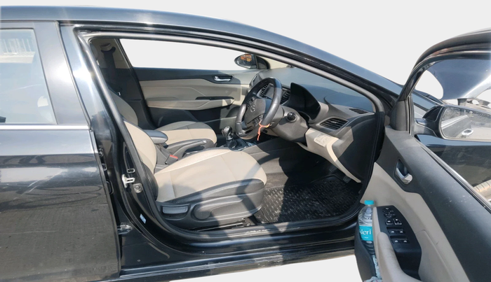 2018 Hyundai Verna 1.6 SX (O) CRDI MT, Diesel, Manual, 1,29,053 km, interior