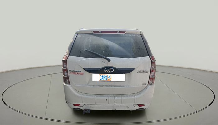 2017 Mahindra XUV500 W4, Diesel, Manual, 94,000 km, exterior