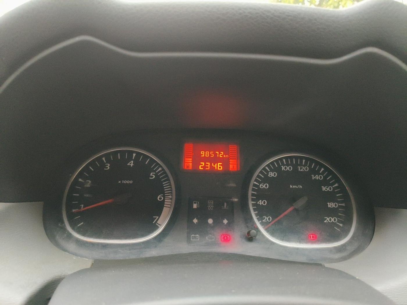 2014 Renault Duster 110 PS RXL ADVENTURE, Diesel, Manual, 98,572 km, interior