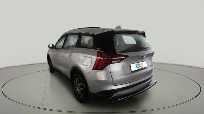 2022 Mahindra XUV700 AX 7 D MT 7 STR, Diesel, Manual, 1,07,345 km, exterior
