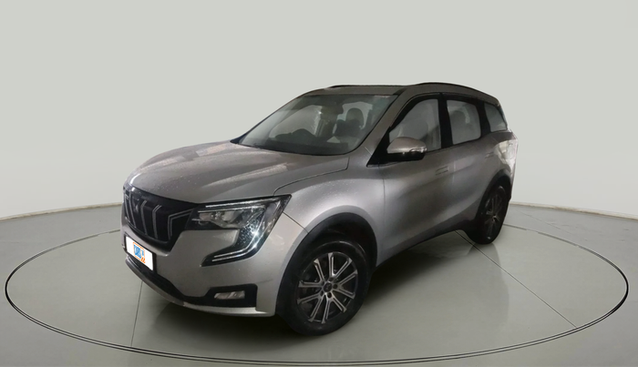 2022 Mahindra XUV700 AX 7 D MT 7 STR, Diesel, Manual, 1,07,345 km, exterior