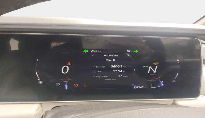 2022 Mahindra XUV700 AX 7 D MT 7 STR, Diesel, Manual, 1,07,345 km, interior