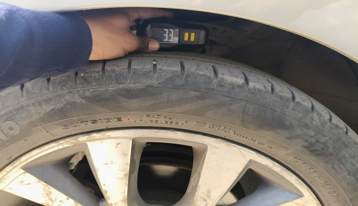 2015 Hyundai Verna FLUIDIC 4S 1.6 VTVT SX, Petrol, Manual, 80,251 km, tyre