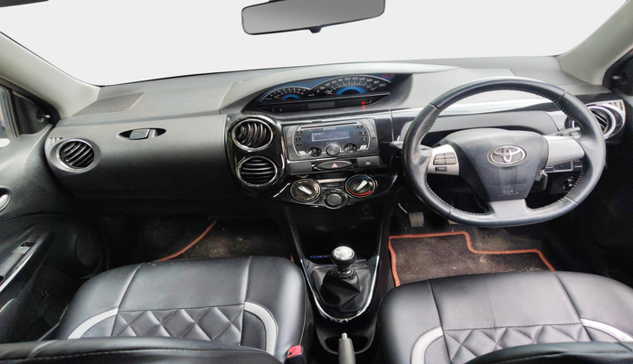 2014 Toyota Etios CROSS 1.4 VD, Diesel, Manual, 27,865 km, interior