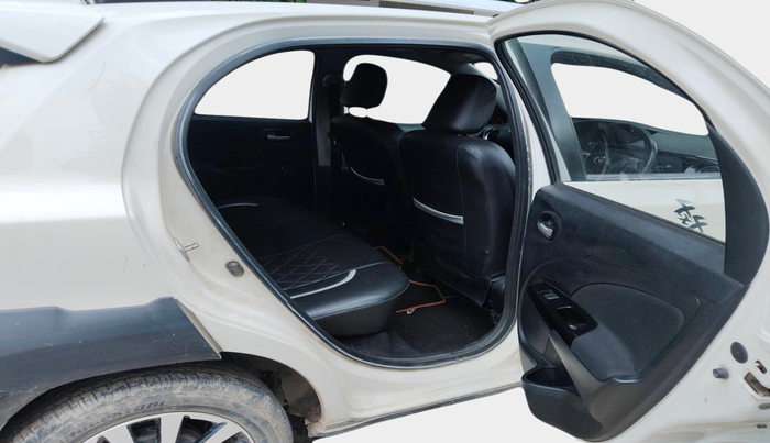 2014 Toyota Etios CROSS 1.4 VD, Diesel, Manual, 27,865 km, interior
