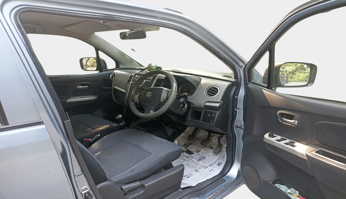 2011 Maruti Wagon R 1.0 VXI, Petrol, Manual, 97,125 km, interior
