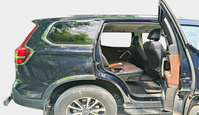 2024 Mahindra SCORPIO-N Z8 Select Petrol MT, Petrol, Manual, 15,972 km, interior