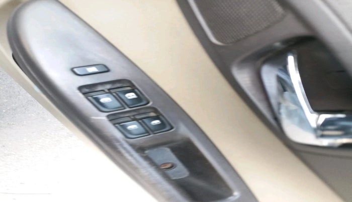 2011 Hyundai i20 MAGNA 1.2, Petrol, Manual, 59,579 km, interior