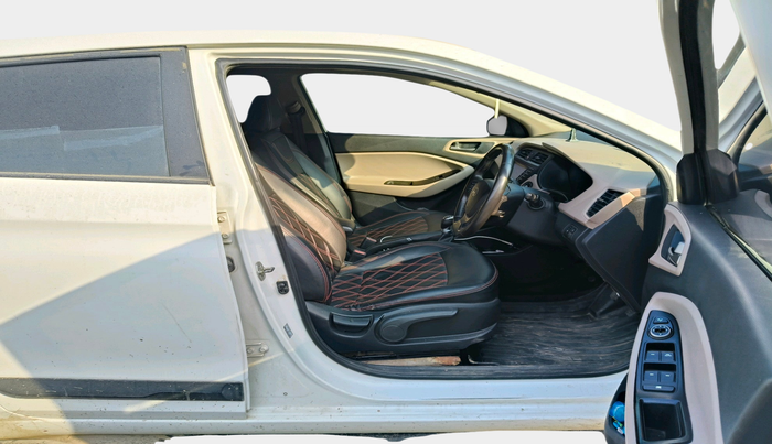2017 Hyundai Elite i20 ASTA 1.2 (O), Petrol, Manual, 68,900 km, interior