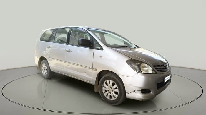 2011 Toyota Innova V 2.5 8 STR, Diesel, Manual, 2,41,415 km, exterior