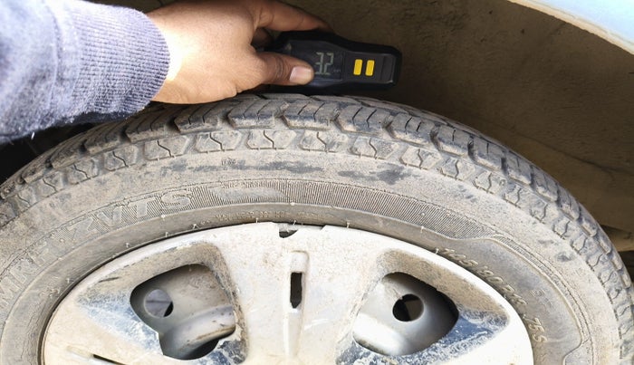 2011 Maruti Wagon R 1.0 LXI, Petrol, Manual, 78,841 km, tyre