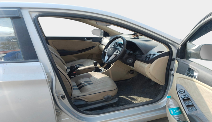 2011 Hyundai Verna FLUIDIC 1.6 CRDI EX, Diesel, Manual, 1,08,300 km, interior