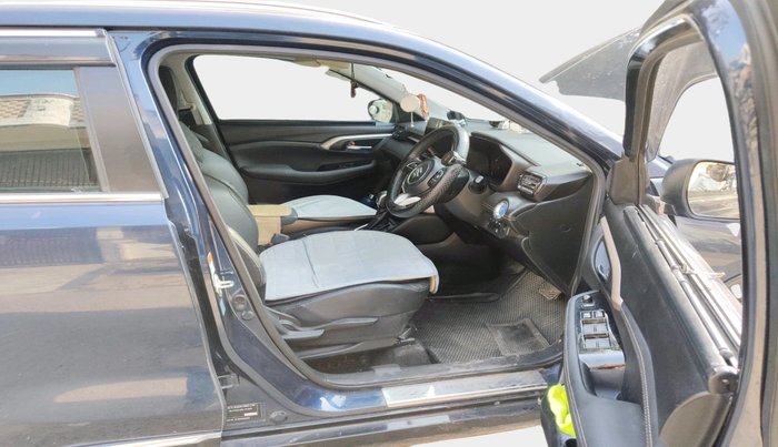 2024 Maruti Grand Vitara ALPHA PLUS HYBRID ECVT, Hybrid, Automatic, 13,165 km, interior