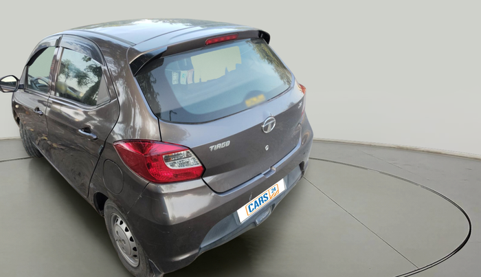 2017 Tata Tiago XM PETROL, Petrol, Manual, 1,30,452 km, exterior