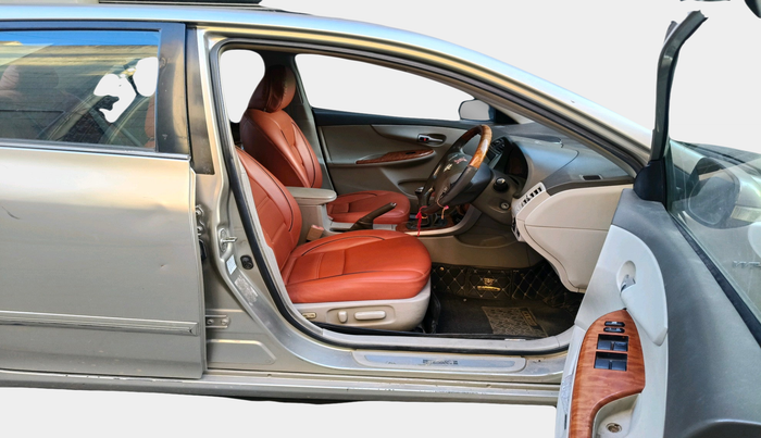 2010 Toyota Corolla Altis GL PETROL, Petrol, Manual, 83,291 km, interior