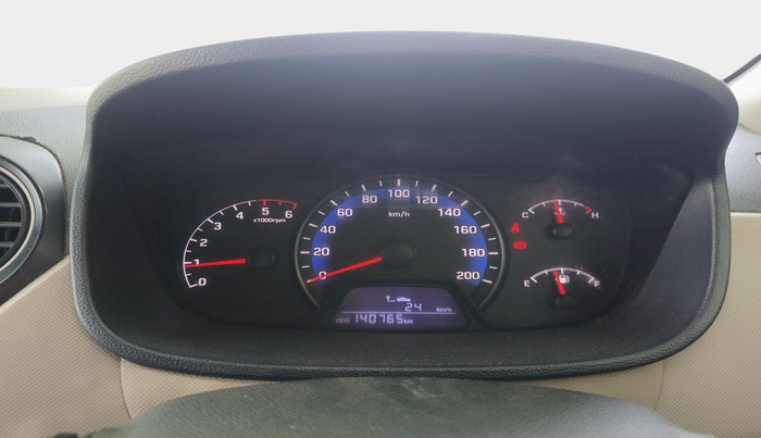 2015 Hyundai Xcent S 1.1 CRDI, Diesel, Manual, 1,40,765 km, interior
