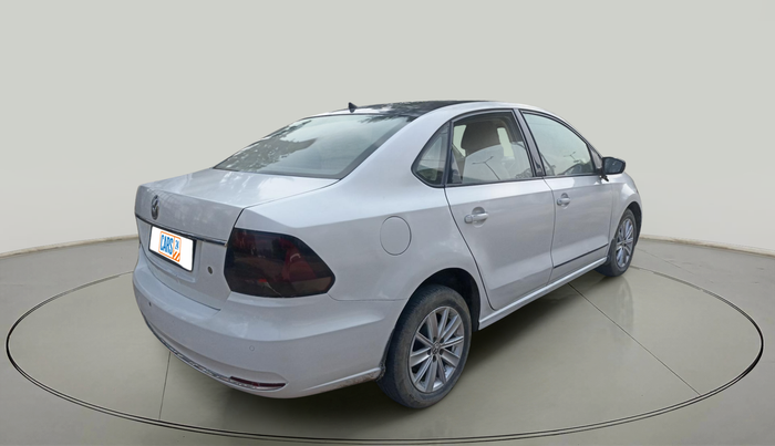 2015 Volkswagen Vento HIGHLINE 1.6 MPI, Petrol, Manual, 75,698 km, exterior