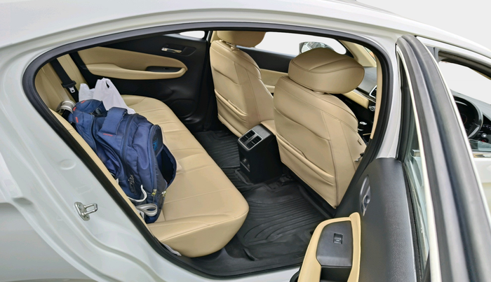 2022 Honda City 1.5L I-DTEC ZX, Diesel, Manual, 49,483 km, interior